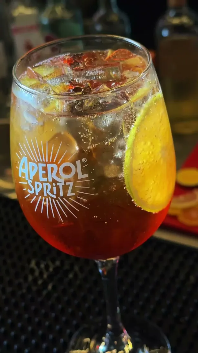 Thumbnail do vídeo: Aperol Spritz